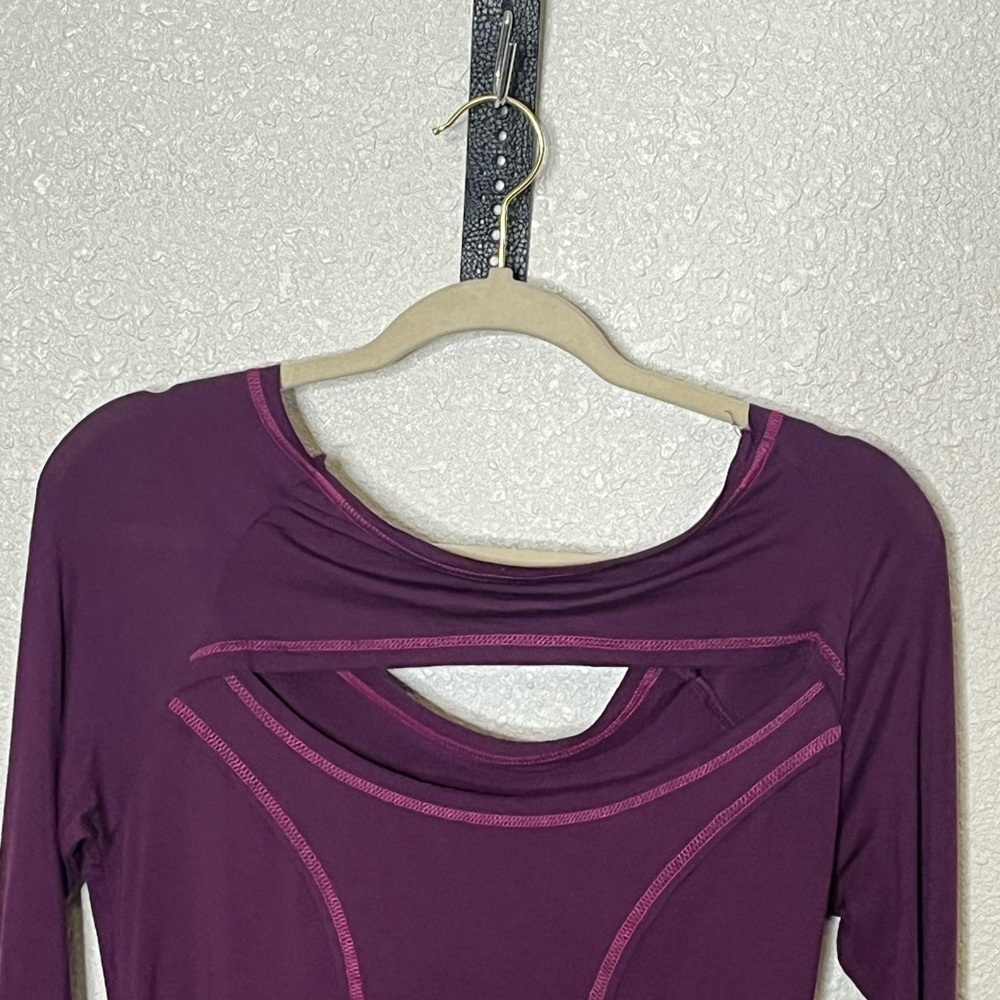 Bloom Purple Cut Back Design Top Sz Small - Picture 6 of 8